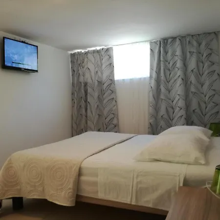 Apartman Anni Lejlighed *